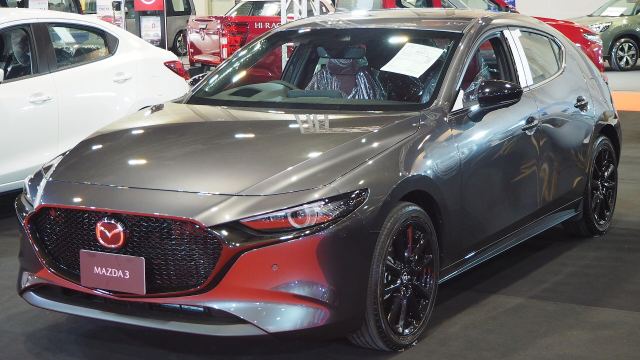 Mazda 3 Front Lip Skirt