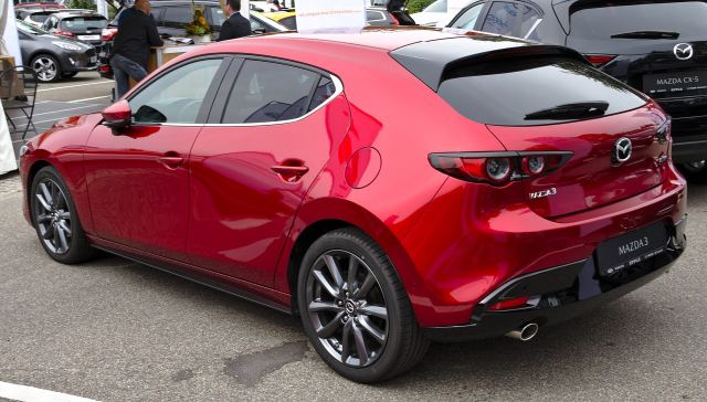 Mazda 3 Spoiler